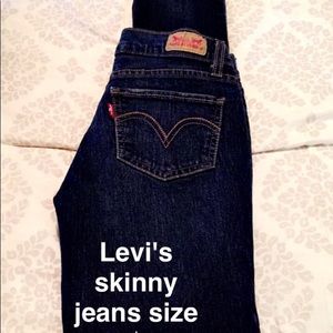 Levi’s skinny jeans